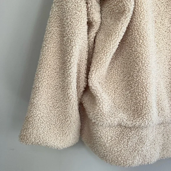 Tuckernuck Rollins Funnel Neck Teddy Tan Fleece Pullover, Size L - Picture 6 of 9